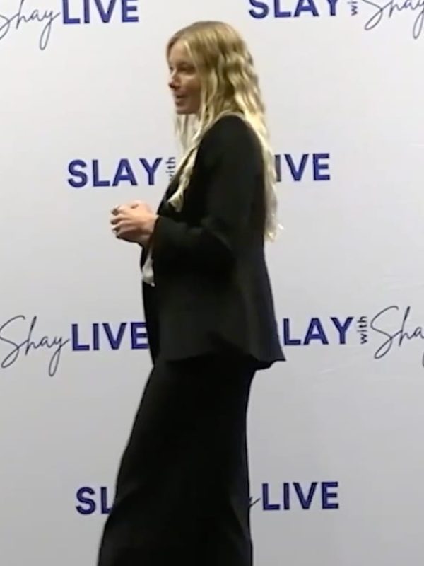 speaking-stage